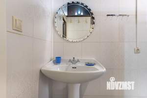 1-к квартира, посуточно, 60м2, 1/1 этаж