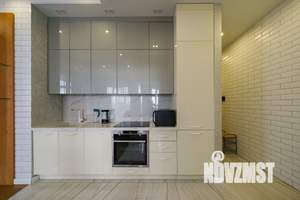 1-к квартира, посуточно, 53м2, 1/1 этаж