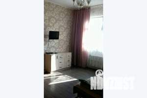 2-к квартира, посуточно, 40м2, 1/2 этаж