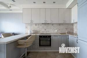 1-к квартира, посуточно, 42м2, 23/25 этаж