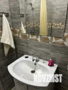 Студия квартира, посуточно, 30м2, 4/8 этаж