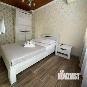 2-к квартира, посуточно, 40м2, 1/1 этаж