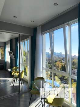 Студия квартира, посуточно, 38м2, 7/15 этаж