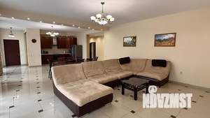 4-к квартира, посуточно, 180м2, 2/3 этаж