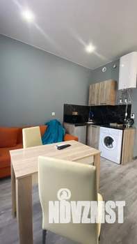 Студия квартира, посуточно, 33м2, 1/5 этаж