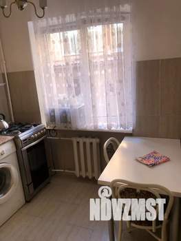 2-к квартира, посуточно, 40м2, 1/3 этаж