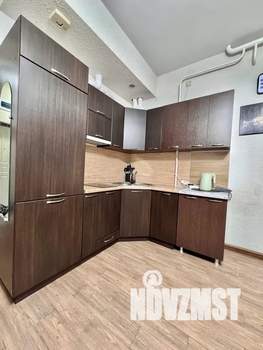 Студия квартира, посуточно, 38м2, 1/5 этаж