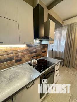 1-к квартира, посуточно, 40м2, 2/4 этаж