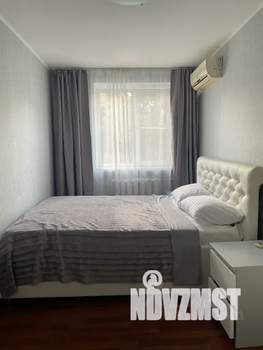 3-к квартира, посуточно, 54м2, 2/5 этаж