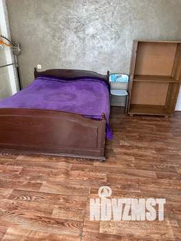 Студия квартира, посуточно, 35м2, 1/3 этаж