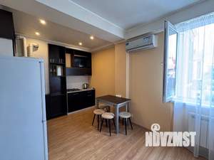 1-к квартира, посуточно, 40м2, 4/6 этаж