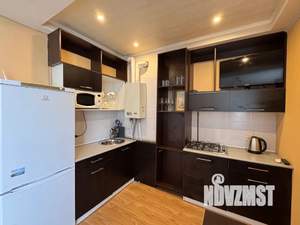 1-к квартира, посуточно, 40м2, 4/6 этаж