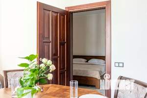 1-к квартира, посуточно, 53м2, 1/1 этаж