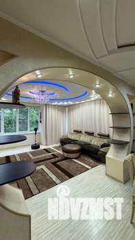 4-к квартира, посуточно, 120м2, 1/6 этаж