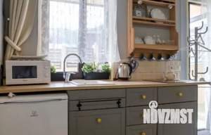 Студия квартира, посуточно, 20м2, 1/5 этаж