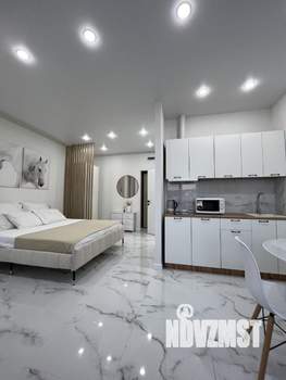 Студия квартира, посуточно, 30м2, 1/4 этаж