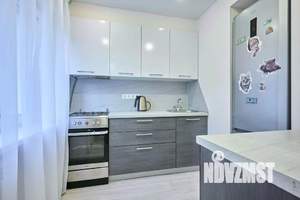 1-к квартира, посуточно, 54м2, 1/1 этаж