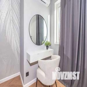 1-к квартира, посуточно, 40м2, 2/13 этаж