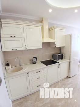 2-к квартира, посуточно, 58м2, 8/21 этаж