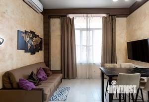 Студия квартира, посуточно, 27м2, 1/6 этаж