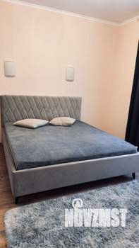 2-к квартира, посуточно, 80м2, 3/3 этаж