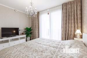 4-к квартира, посуточно, 230м2, 1/1 этаж