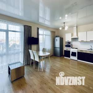 Студия квартира, посуточно, 37м2, 4/7 этаж