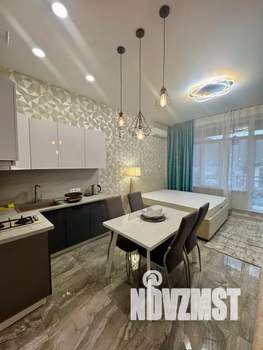 Студия квартира, посуточно, 35м2, 5/6 этаж