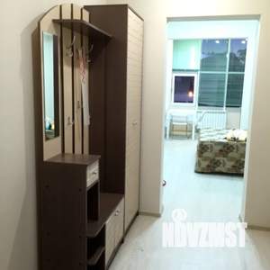 Студия квартира, посуточно, 27м2, 3/17 этаж