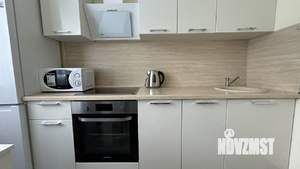 1-к квартира, посуточно, 42м2, 3/10 этаж