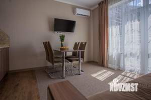 2-к квартира, посуточно, 45м2, 1/1 этаж