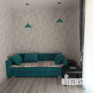 Студия квартира, посуточно, 25м2, 1/5 этаж