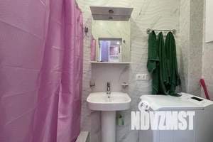 1-к квартира, посуточно, 33м2, 3/3 этаж