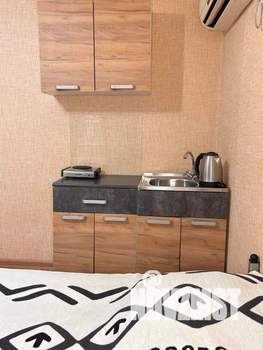 Студия квартира, посуточно, 35м2, 2/4 этаж