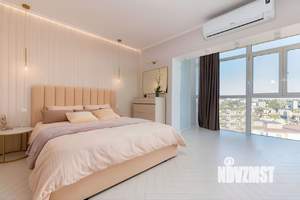 Студия квартира, посуточно, 35м2, 16/25 этаж