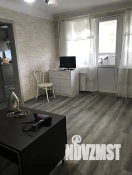 2-к квартира, посуточно, 40м2, 4/4 этаж