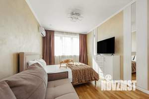1-к квартира, посуточно, 40м2, 4/12 этаж