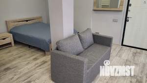 Студия квартира, посуточно, 37м2, 1/3 этаж