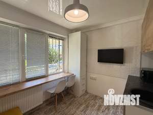 Студия квартира, посуточно, 13м2, 1/5 этаж