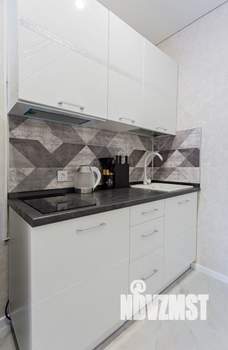 1-к квартира, посуточно, 37м2, 8/12 этаж