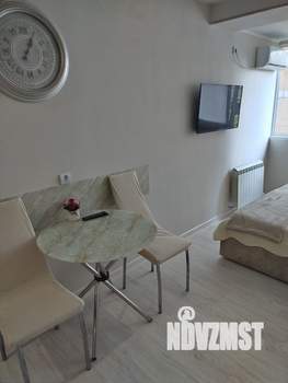 Студия квартира, посуточно, 20м2, 2/5 этаж