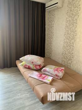Студия квартира, посуточно, 30м2, 3/10 этаж