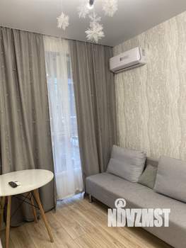 Студия квартира, посуточно, 17м2, 2/19 этаж