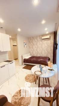 Студия квартира, посуточно, 30м2, 1/5 этаж