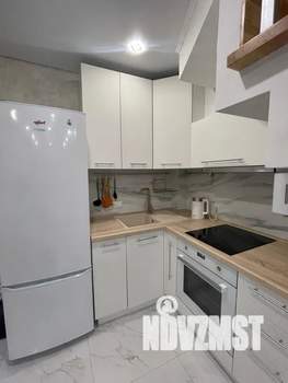 1-к квартира, посуточно, 50м2, 1/3 этаж