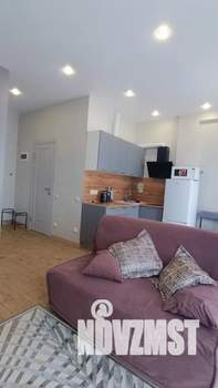 Студия квартира, посуточно, 31м2, 1/4 этаж