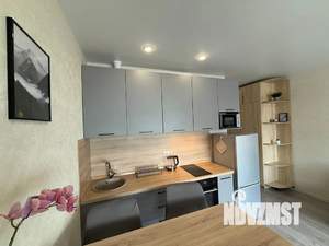 Студия квартира, посуточно, 32м2, 13/13 этаж