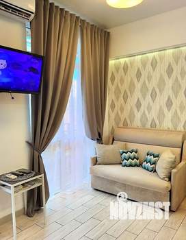 Студия квартира, посуточно, 30м2, 1/4 этаж