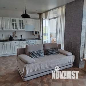 2-к квартира, посуточно, 65м2, 15/22 этаж