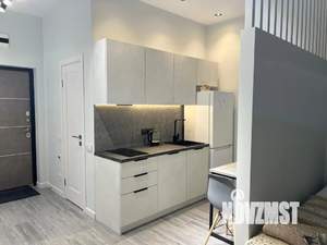 Студия квартира, посуточно, 25м2, 1/4 этаж
